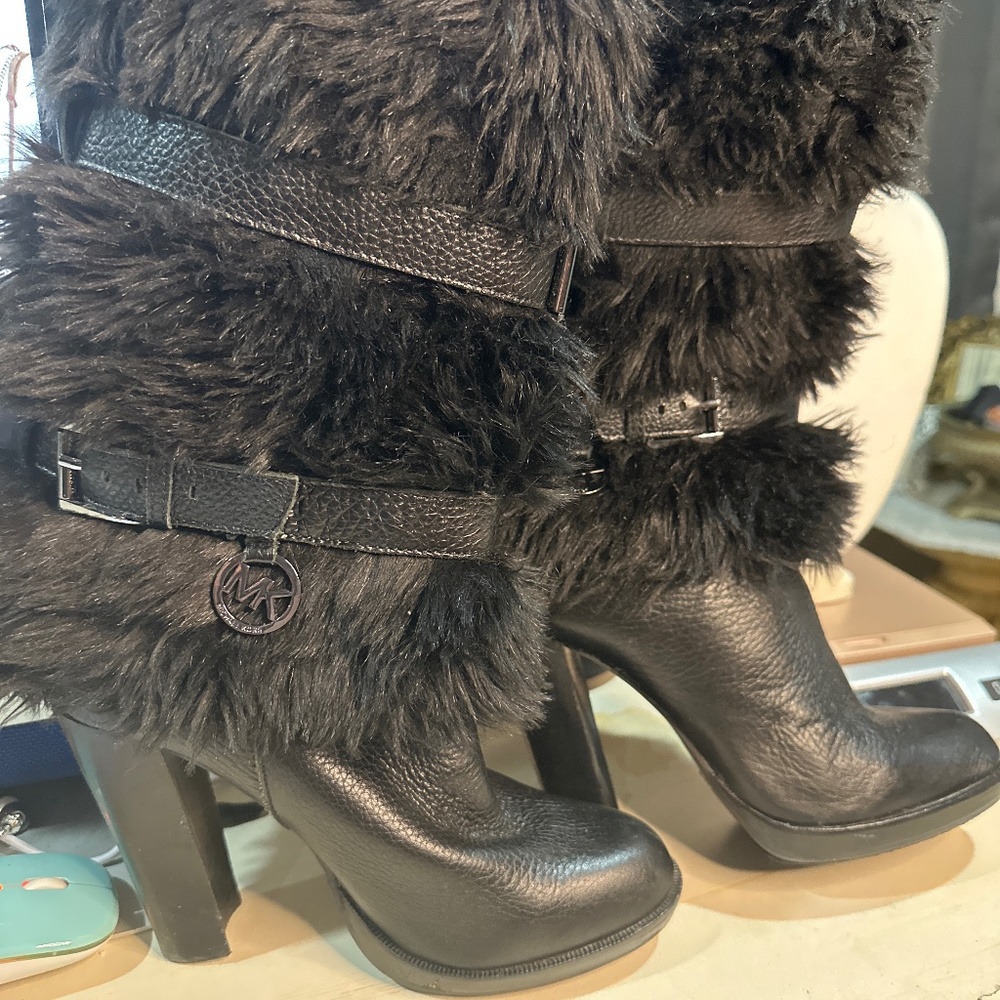 MK boots black pebbled leather winter boots fur lined